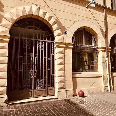Le Tailleur, Centre Historique, Fibre, Climatisation, Ess, Rez-De-Chaussee, Bedinshop Romans-sur-Isere Bagian luar foto